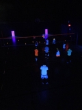 centre-communautaire-pierre-lemaire-drummondville_activite-jeunesse_tournoi-black-light10