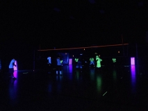 centre-communautaire-pierre-lemaire-drummondville_activite-jeunesse_tournoi-black-light13