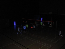 centre-communautaire-pierre-lemaire-drummondville_activite-jeunesse_tournoi-black-light14