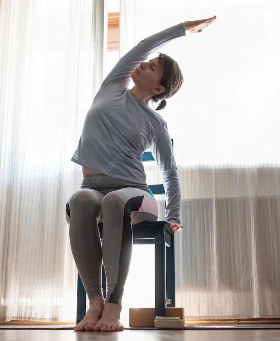 Yoga sur chaise